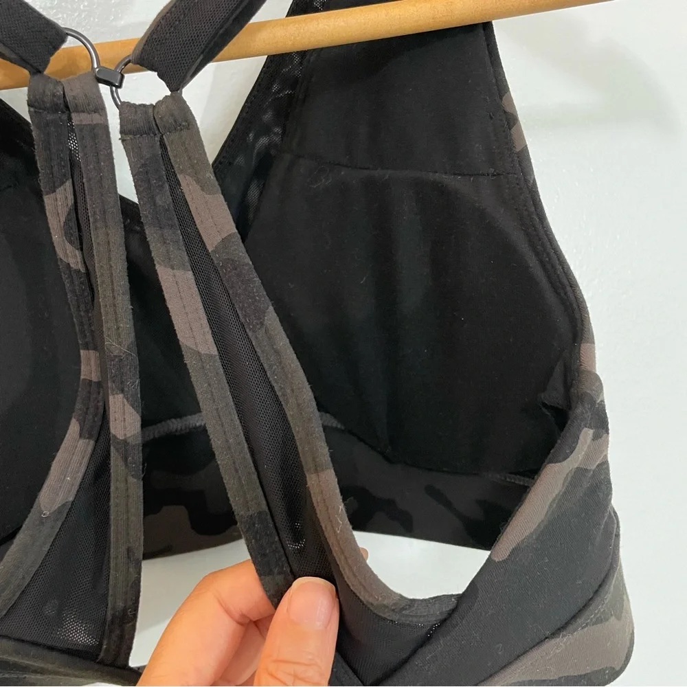 ZYIA Active Forest Camo Adjustable V Mesh Sports Bra Size S